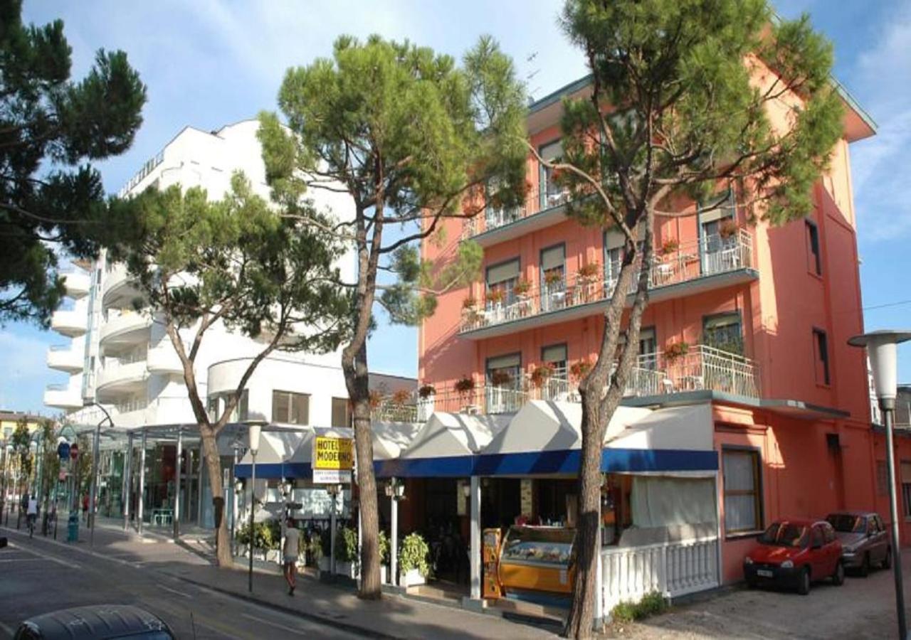 Hotel Moderno Lido di Jesolo Exterior photo