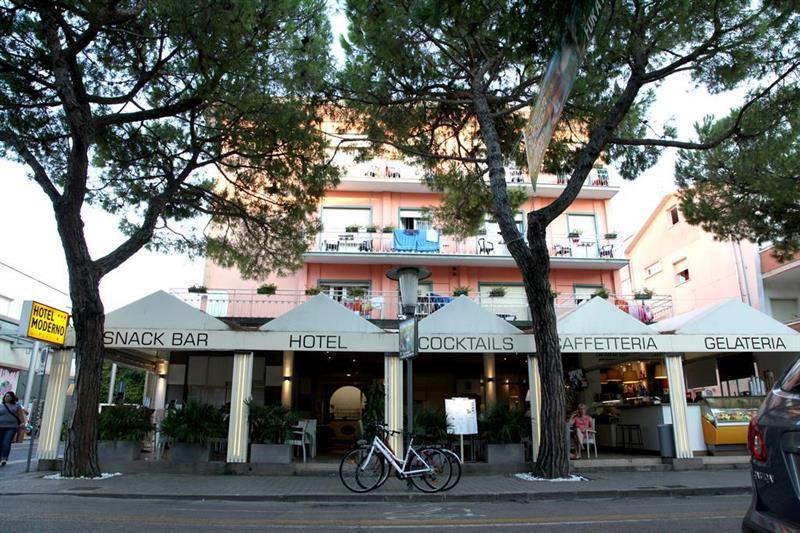 Hotel Moderno Lido di Jesolo Exterior photo